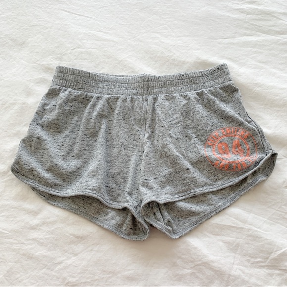 H&M Shorts - Picture 1 of 2